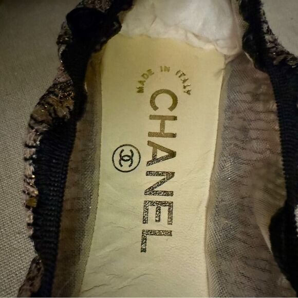 Chanel metallic pink tweed ballet flats with gold toecap and back detail 39.5 - Picture 8 of 12